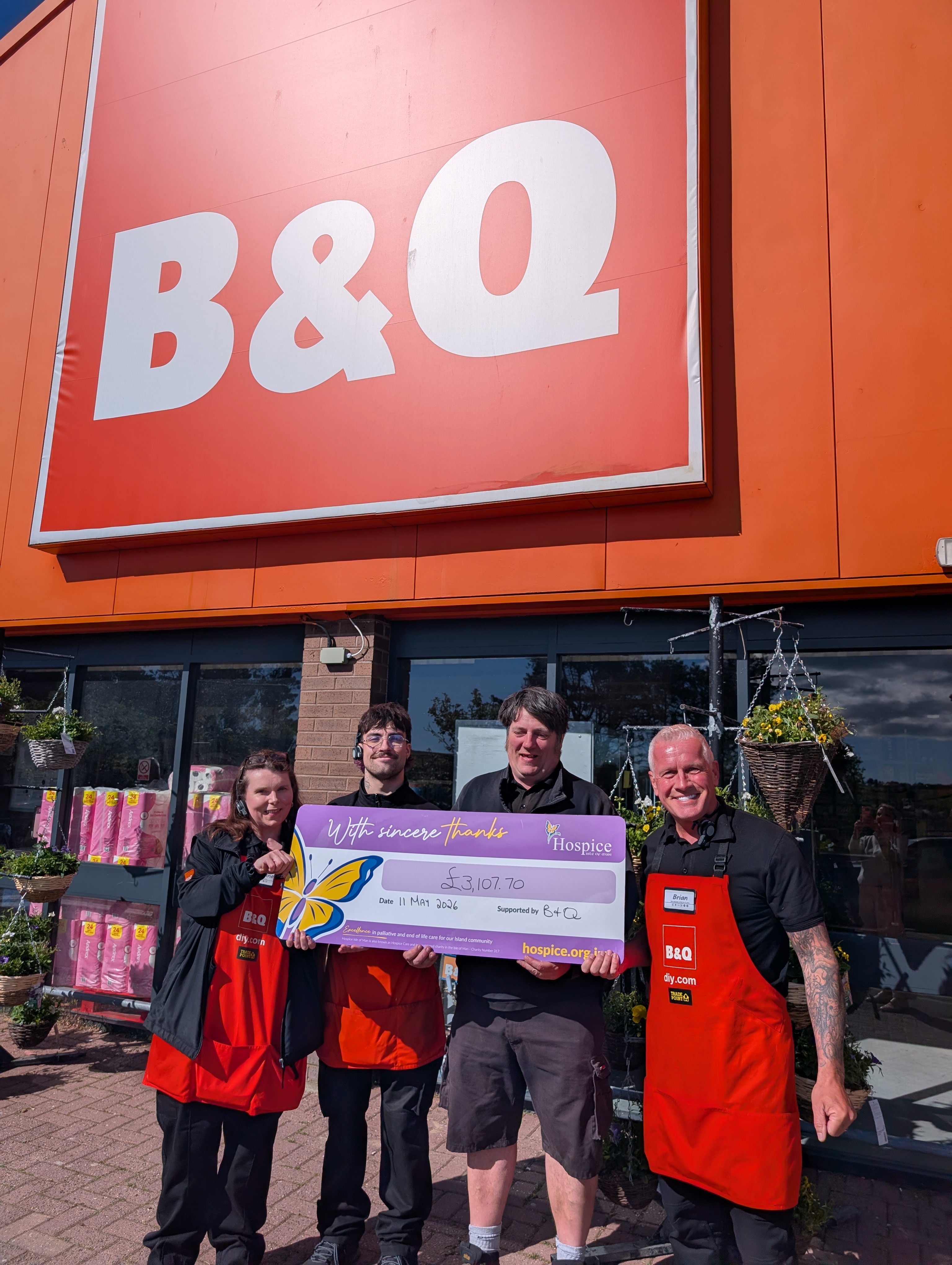 BQ team outside 3768